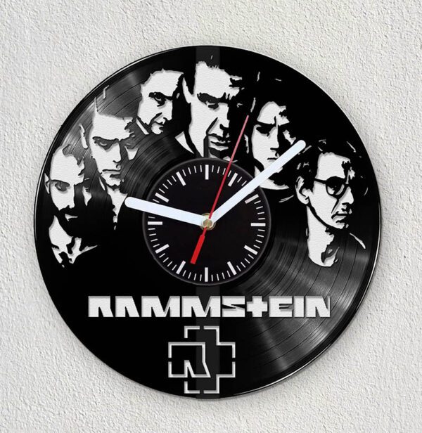 Rammstein industrial metal, Zegar z płyty winylowej